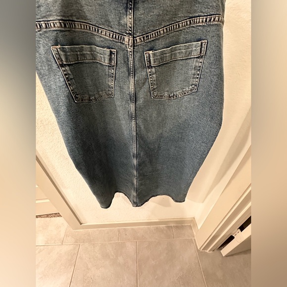 H&M Blue Denim Pencil Skirt - Picture 9 of 11